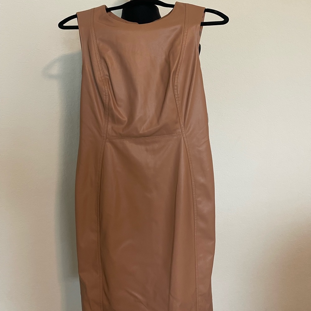 Calvin Klein Faux Leather Bodycon Sheath Dress | Womens 10 Tan NWT $139 - Picture 6 of 6